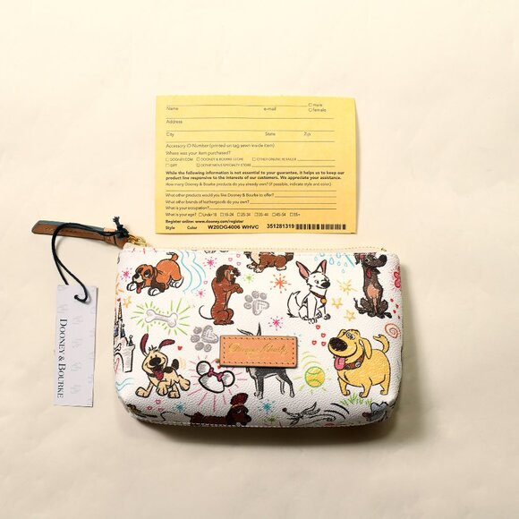Dooney & Bourke Disney Dogs Wristlet Zip Pouch White Multi NEW WITH TAGS - Picture 2 of 7